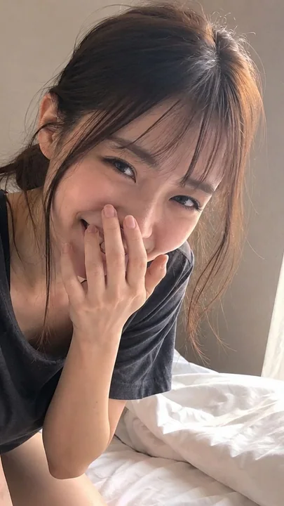 晨间卧室日本女性写实人像