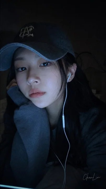 韩系女友视角手机前置视频通话
